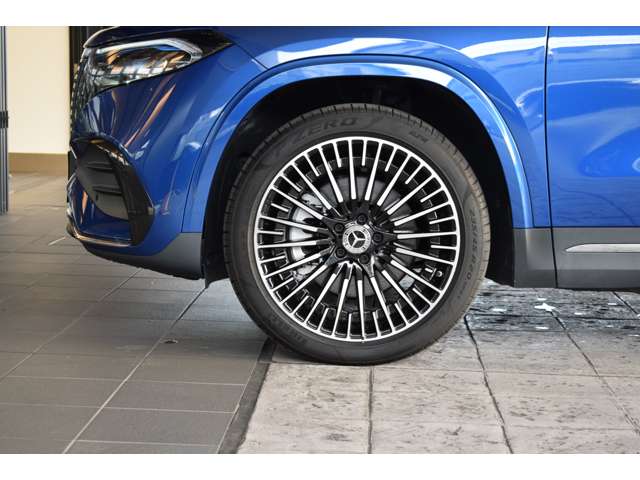 Mercedes-Benz EQA 2