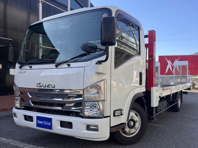 Isuzu Elf 8