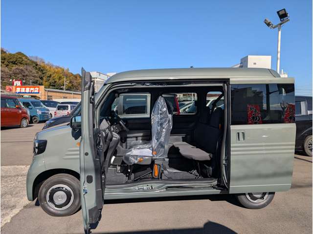 Honda N-VAN 11