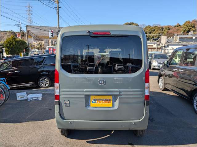 Honda N-VAN 8