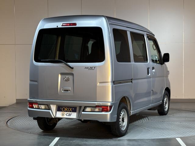 Daihatsu Hijet Cargo 3