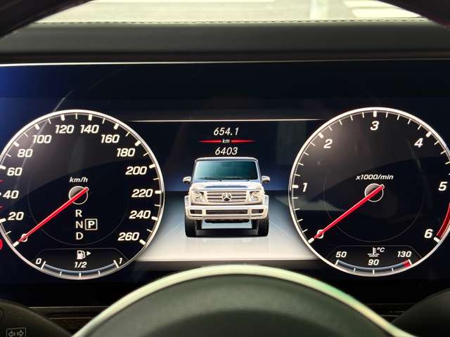 Mercedes-Benz G-Class 11