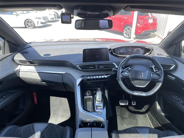Peugeot 3008 6