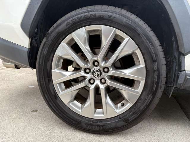 Toyota RAV4 11