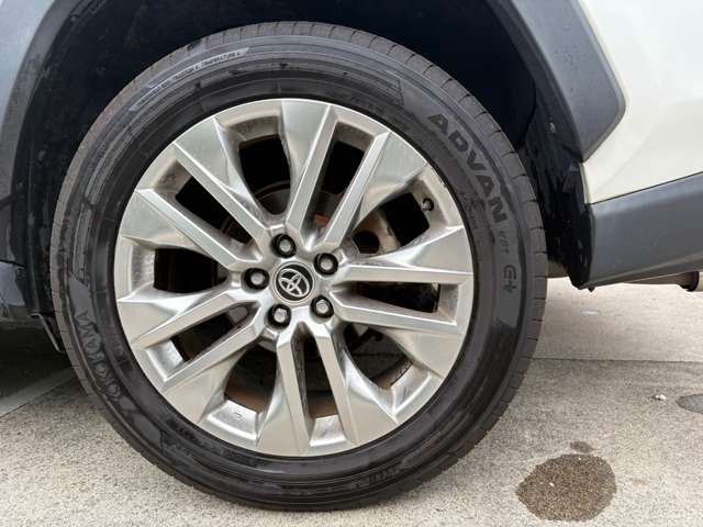 Toyota RAV4 12