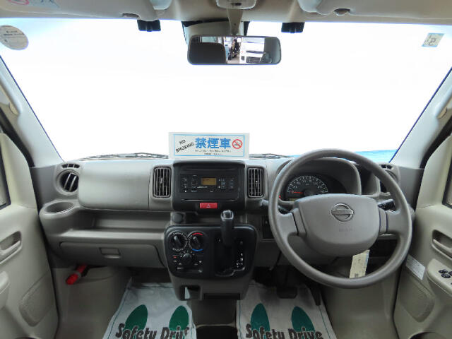 Nissan NV100 Clipper 2