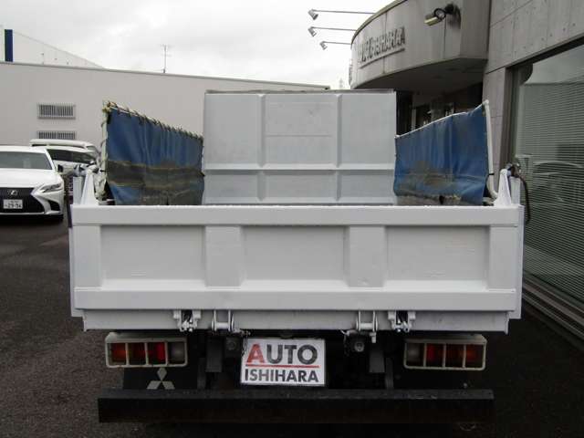 Mitsubishi Fuso Canter 11