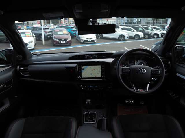Toyota Hilux 8
