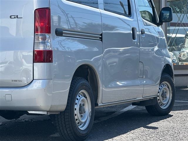 Toyota Town Ace Van 3