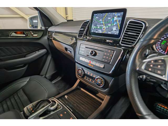 Mercedes-Benz GLE 6