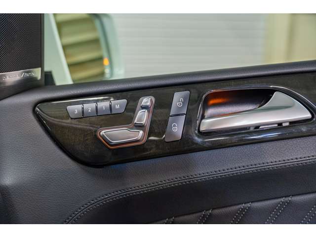 Mercedes-Benz GLE 8