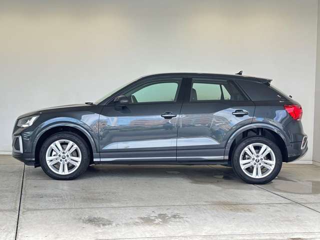 Audi Q2 7