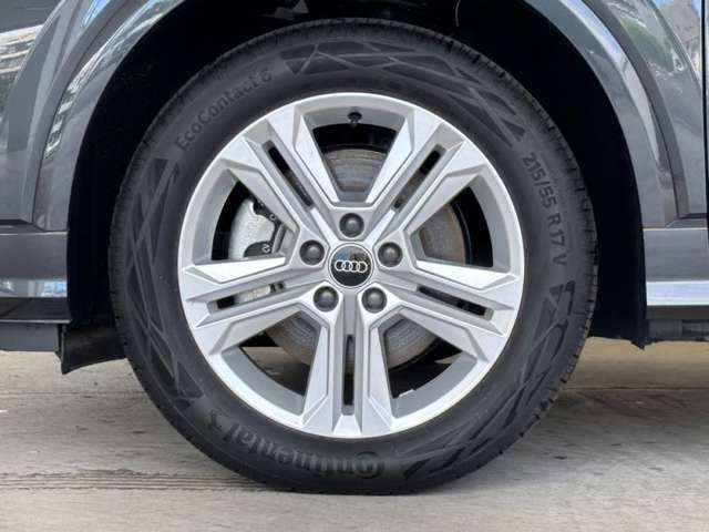 Audi Q2 9