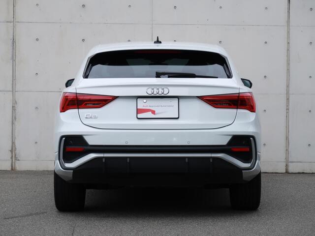 Audi Q3 Sportback 7