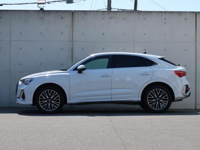Audi Q3 Sportback 4