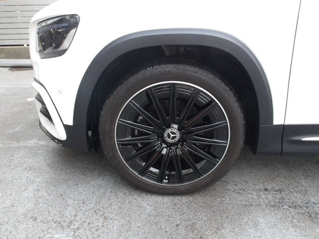 Mercedes-Benz GLB 3