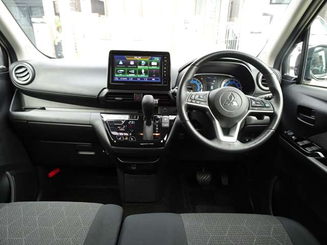 Mitsubishi eK X 6