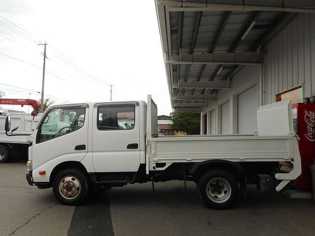 Hino Dutro 6