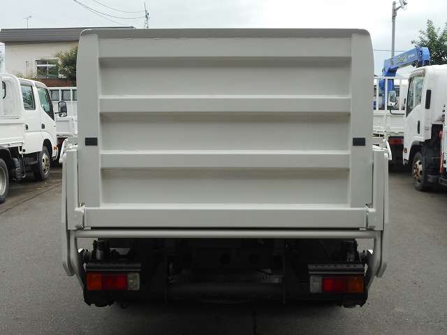 Hino Dutro 7