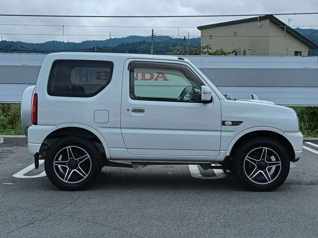 Suzuki Jimny 10