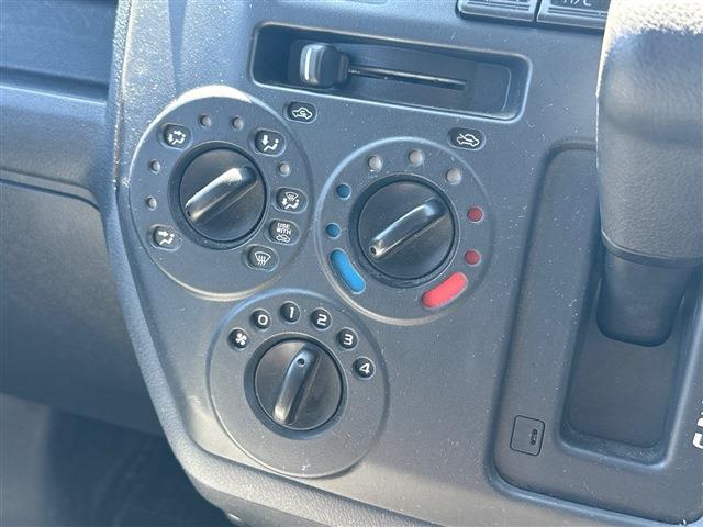 Toyota Town Ace Van 8