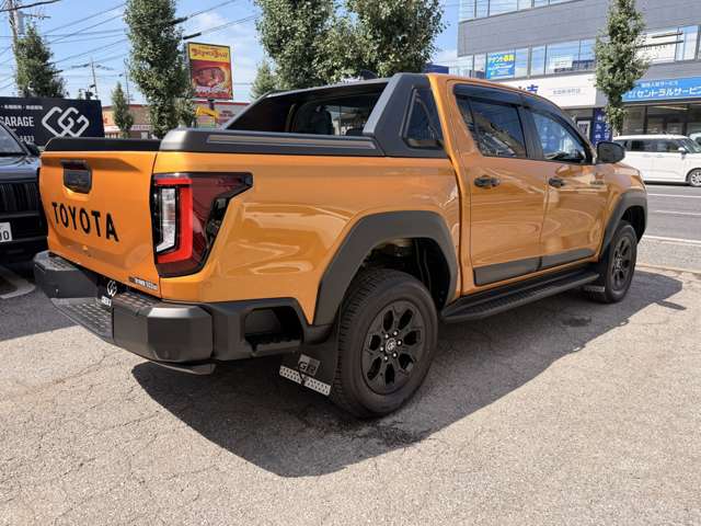 Toyota Hilux 7