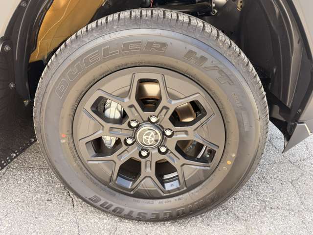 Toyota Hilux 10