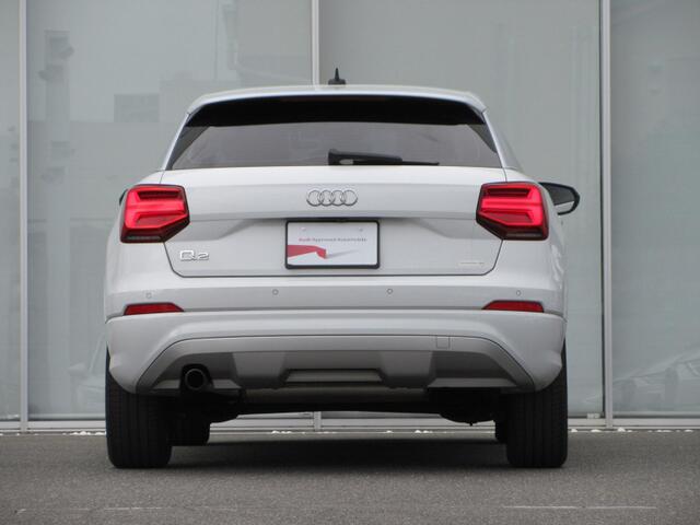 Audi Q2 6