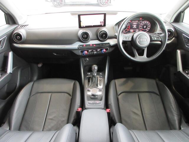 Audi Q2 7