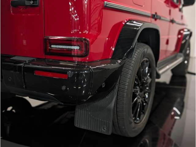 Mercedes-Benz G-Class 12