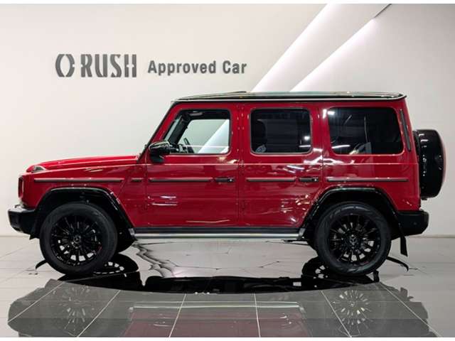 Mercedes-Benz G-Class 8