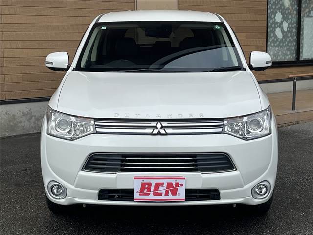 Mitsubishi Outlander PHEV 3