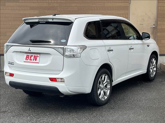 Mitsubishi Outlander PHEV 6