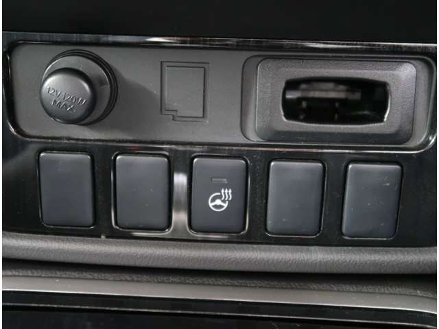 Mitsubishi Outlander PHEV 12