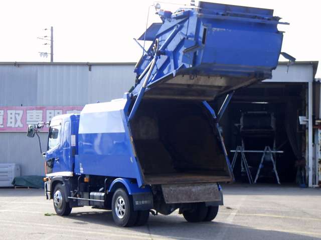 Hino Ranger 12