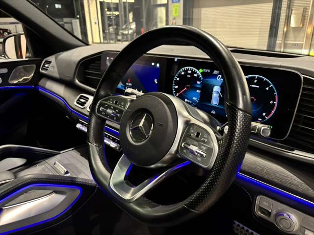 Mercedes-Benz GLE 9