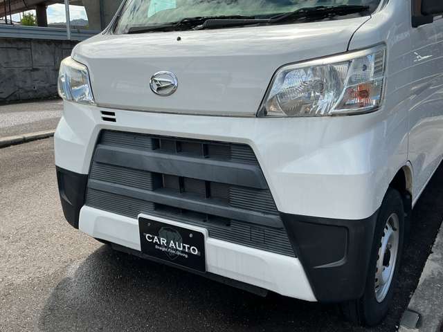 Daihatsu Hijet Cargo 4