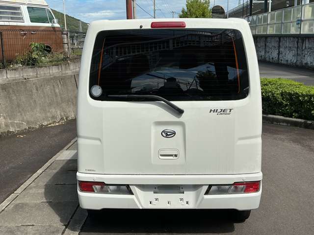 Daihatsu Hijet Cargo 9