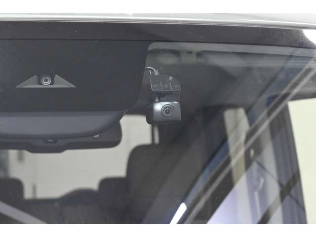 Mitsubishi Delica Mini 9
