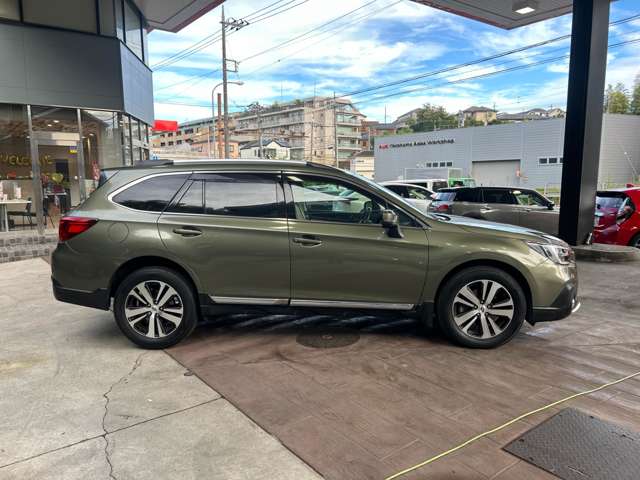 Subaru Legacy Outback 7