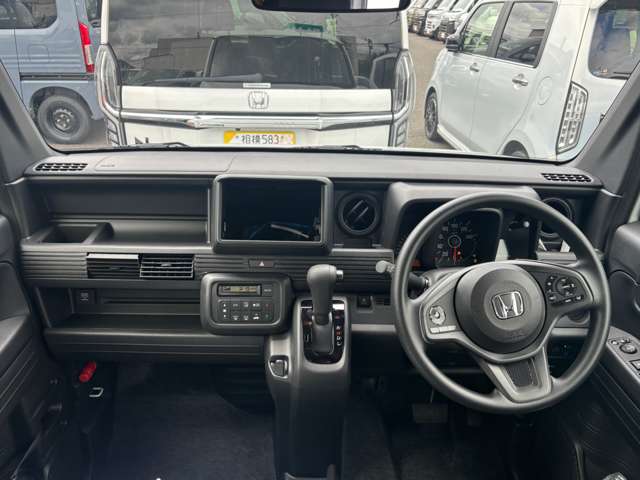 Honda N-VAN 10