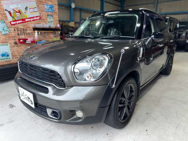 MINI Crossover 8