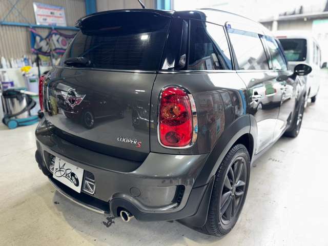 MINI Crossover 10