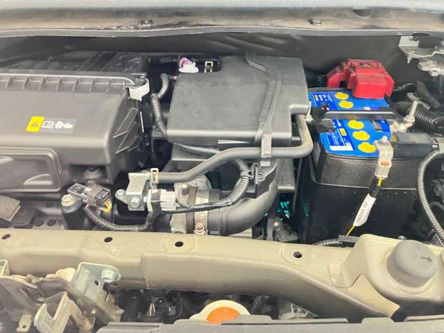 Mitsubishi eK X 6