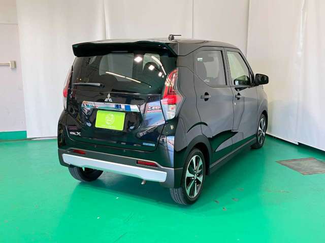Mitsubishi eK X 10