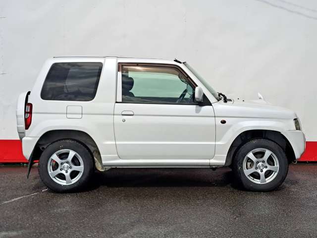 Mitsubishi Pajero Mini 9
