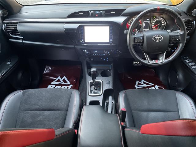 Toyota Hilux 4