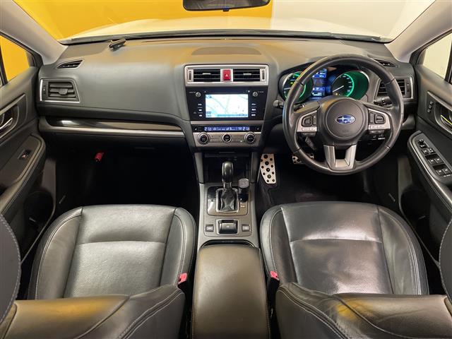 Subaru Legacy Outback 4