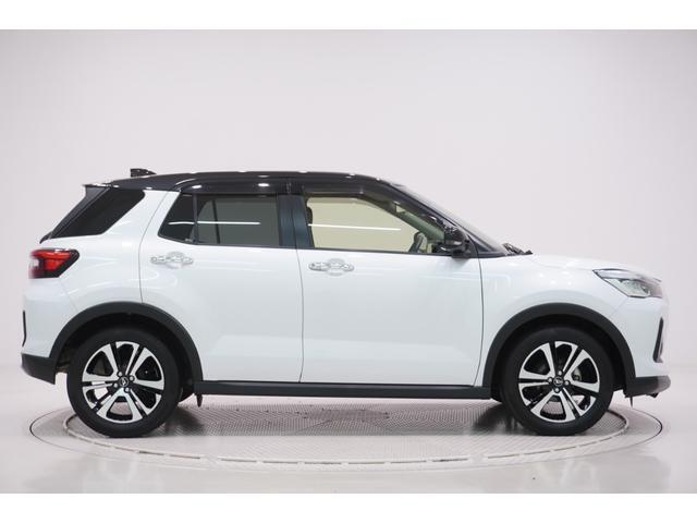 Daihatsu Rocky 5