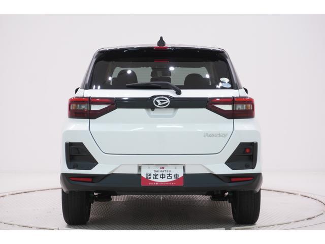 Daihatsu Rocky 6